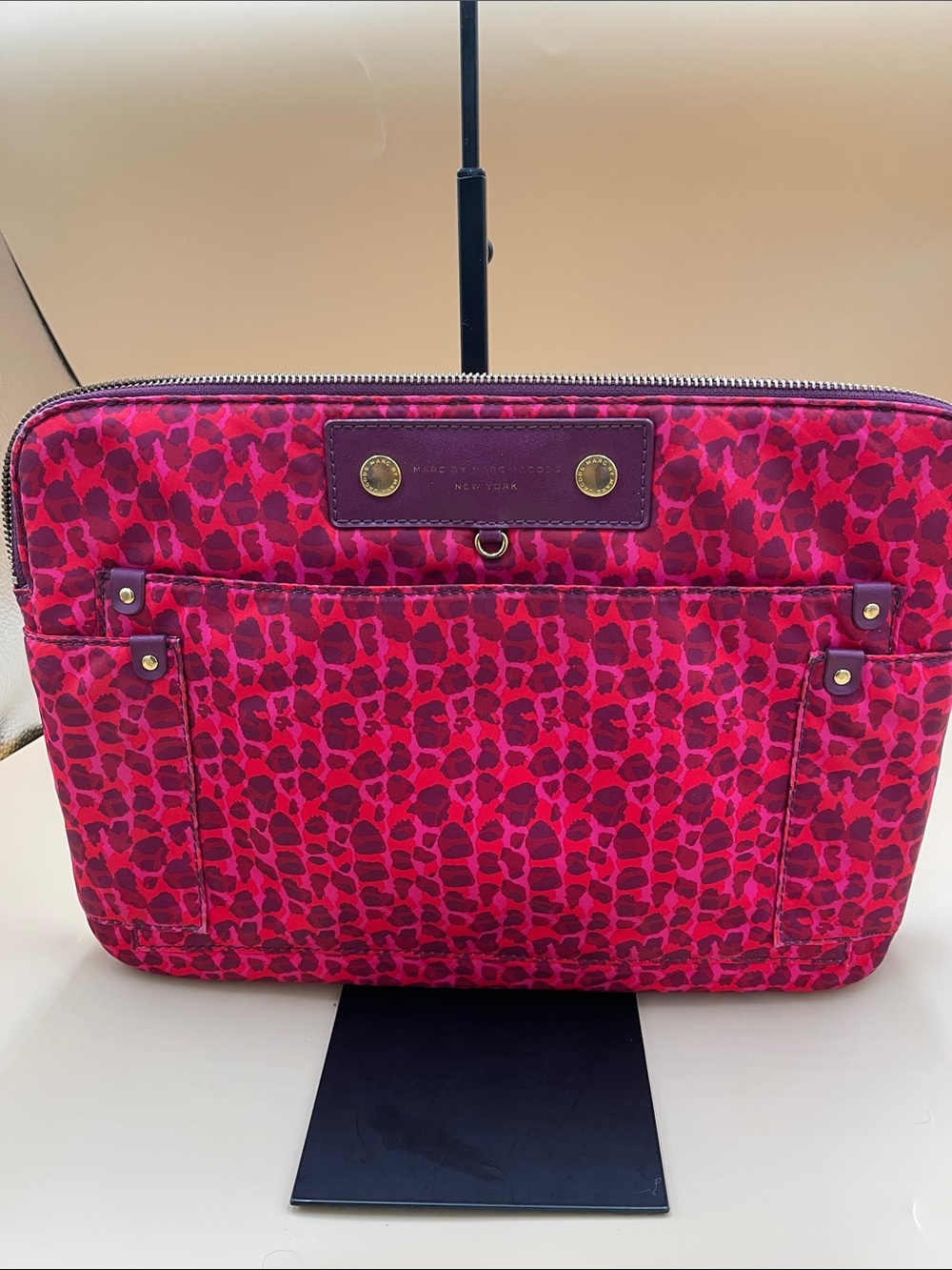 Marc by Marc Jacobs Laptop Sleeve Bag in Pink Leopard Print